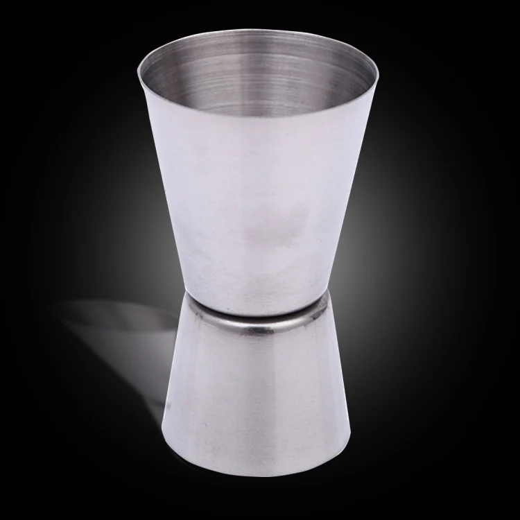 5 in 1 Classic Stainless Steel Shaker Set, Capacity: 550ml (Shaker + Jigger + Strainer + Ice Clip + Stirrer Pipe)(Silver) - Image 3