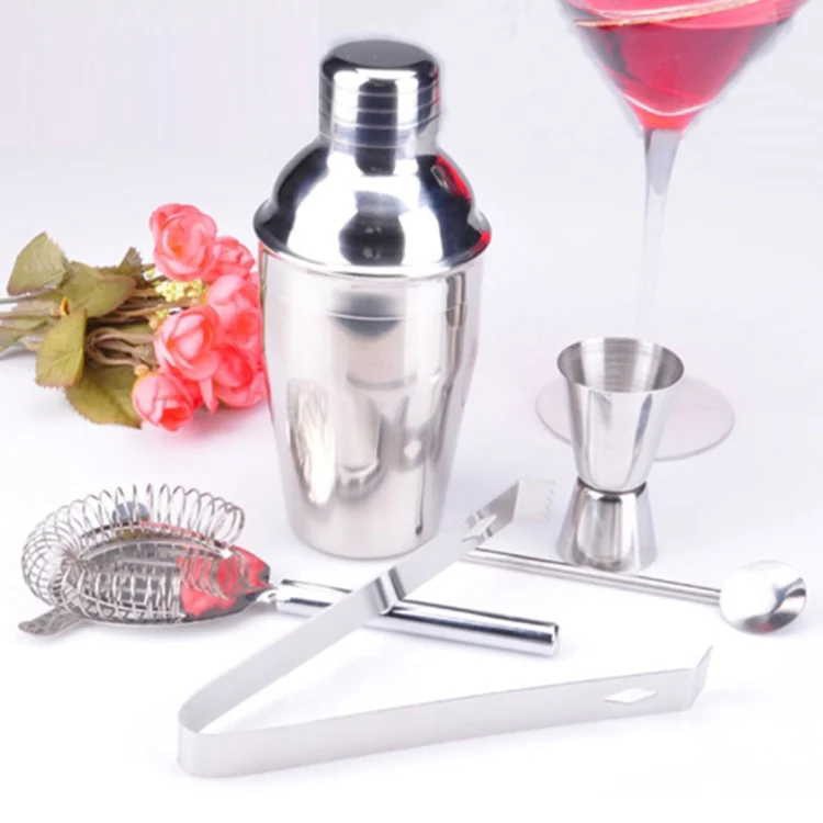 5 in 1 Classic Stainless Steel Shaker Set, Capacity: 550ml (Shaker + Jigger + Strainer + Ice Clip + Stirrer Pipe)(Silver) - Image 7