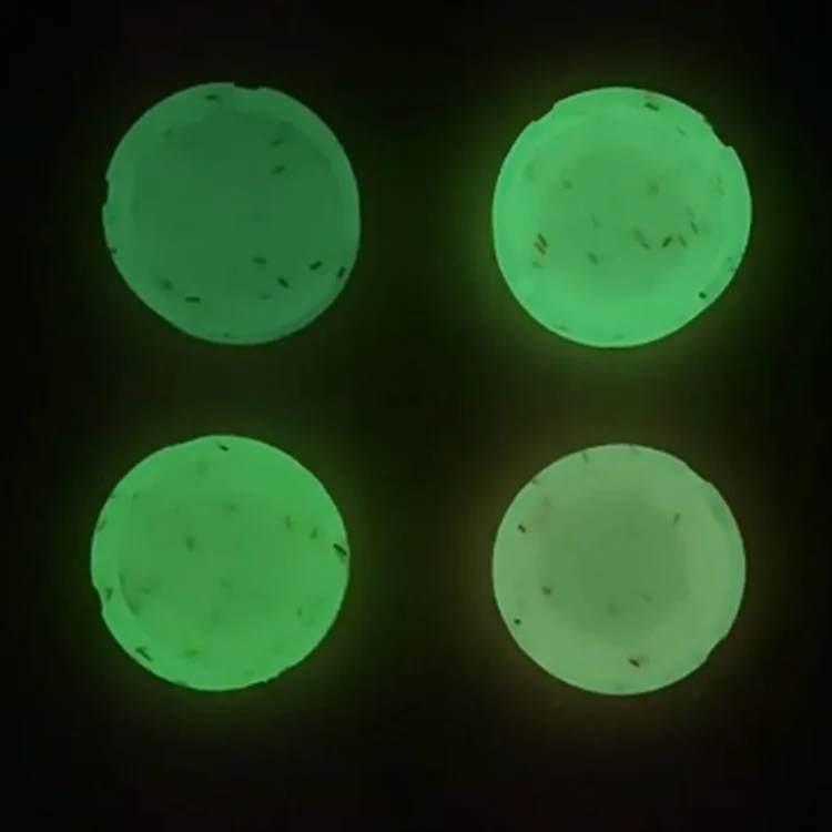 8.3x2.3x0.5cm Round Silicone Luminous Ashtray Fluorescent Car Ashtray(Pink) - Image 5