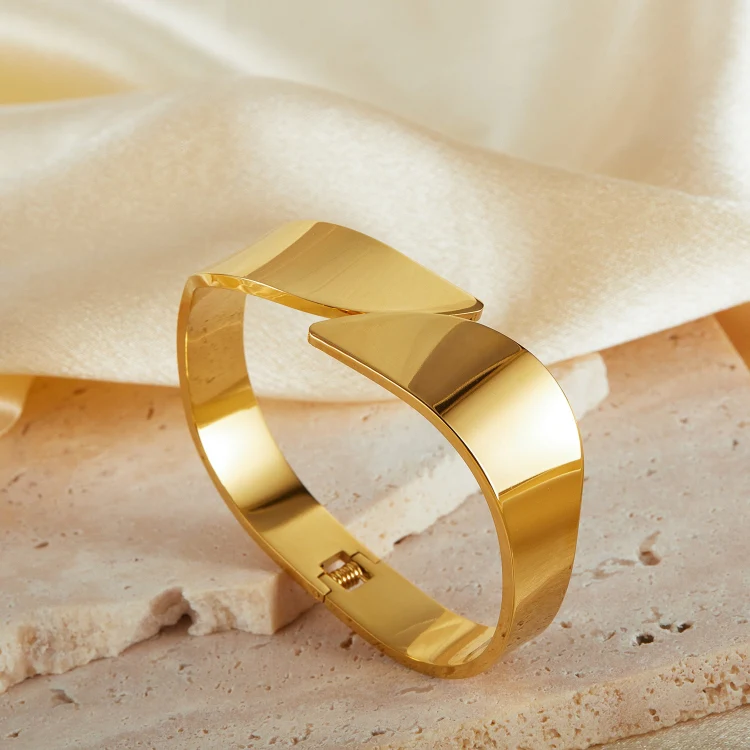 OPK GH1106 Stainless Steel Minimalist Glossy Bracelet(Gold) - Image 2