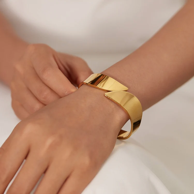 OPK GH1106 Stainless Steel Minimalist Glossy Bracelet(Gold) - Image 4
